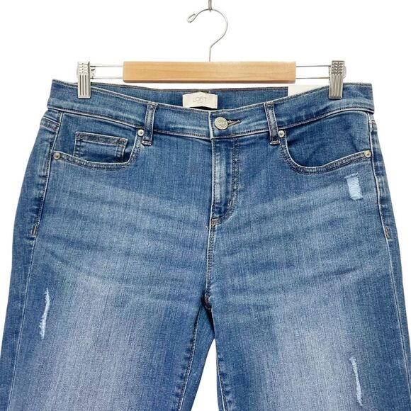 NWT LOFT Bermuda Roll Denim Shorts Size 8 Medium Wash Distressed Cuffed Stretch - Picture 4 of 10